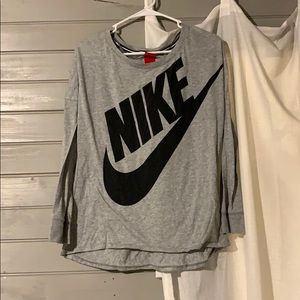 Women’s Nike long sleeve!